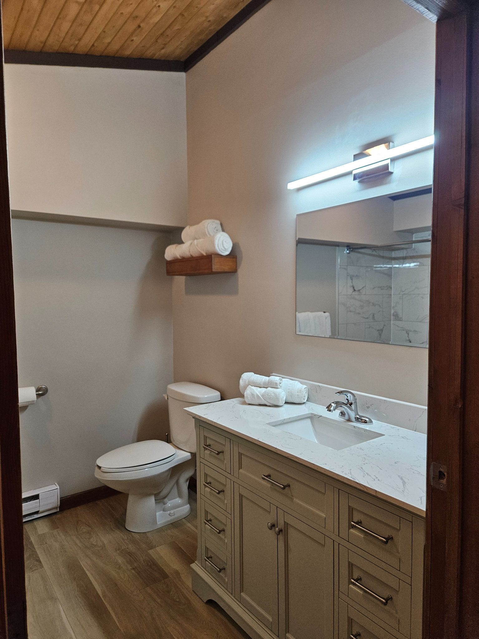 Open-Concept Chalet – Renovated